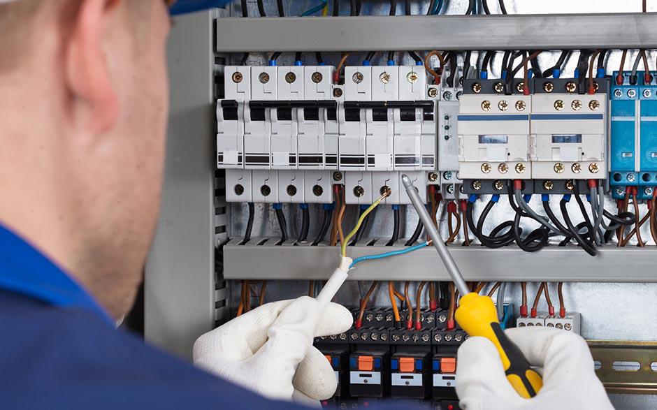 je recherche un électricien Chelles