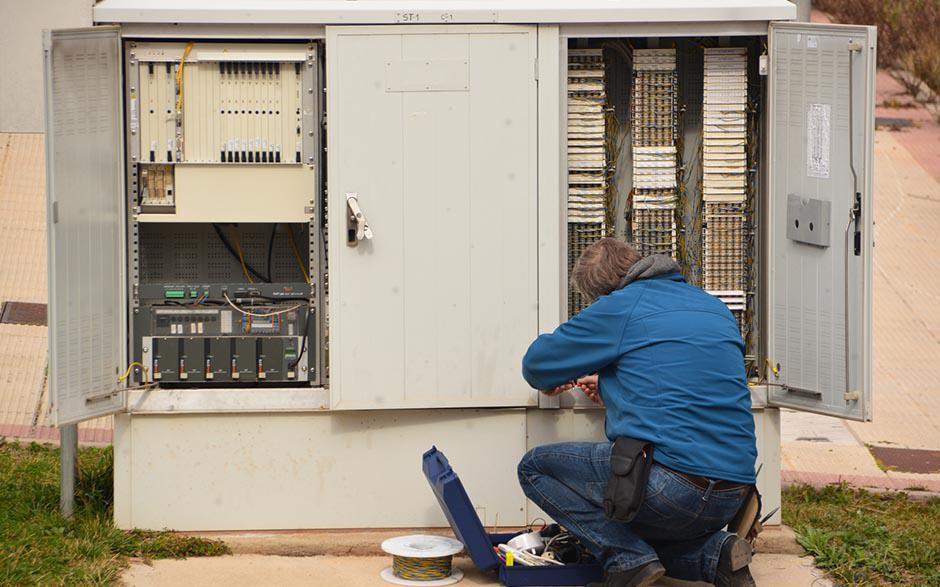 je recherche un électricien Maisons-Alfort