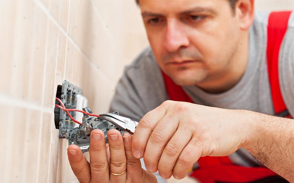 je recherche un électricien Chelles